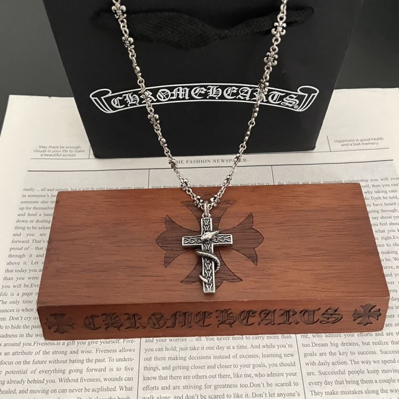Ch**me He**ts necklaces